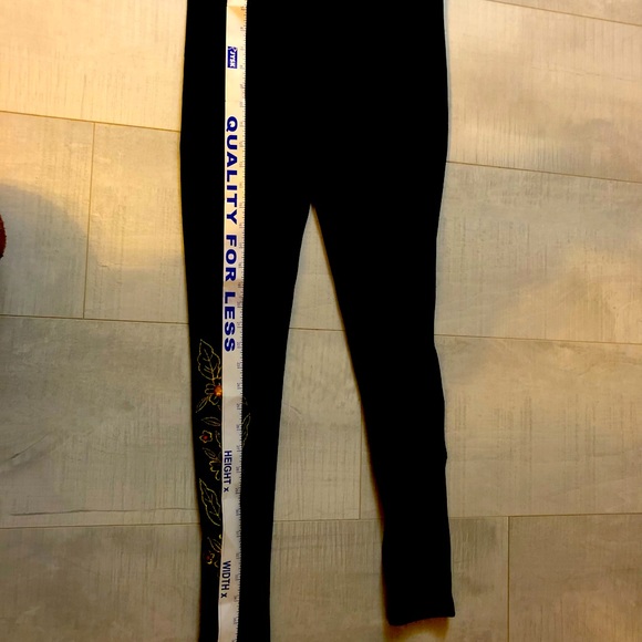 Leggings-Black Colour--Red+Green+Yellow & Golden Embroidery NEW - Picture 3 of 12